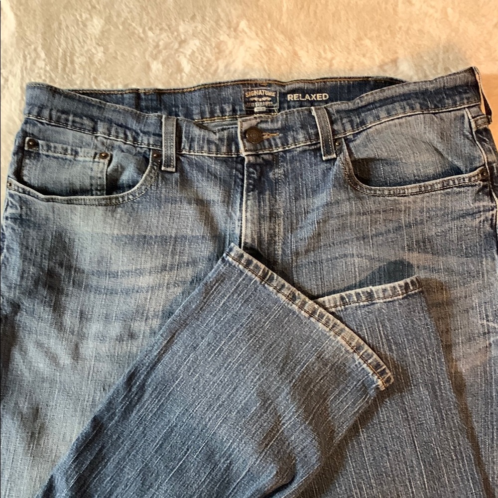 Levi's Relaxed Fit Jeans - Medium Blue